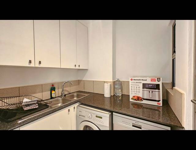 2 BEDROOM PROPERTY TO RENT IN SANDHURST